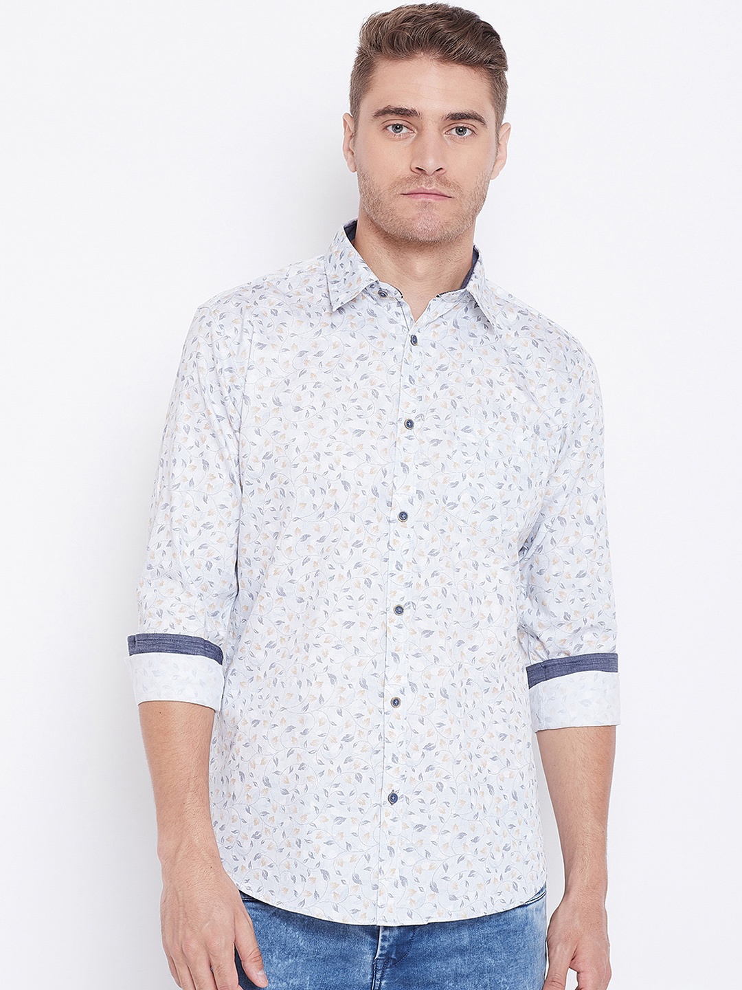 

Duke Men White & Blue Regular Fit Printed Casual Shirt