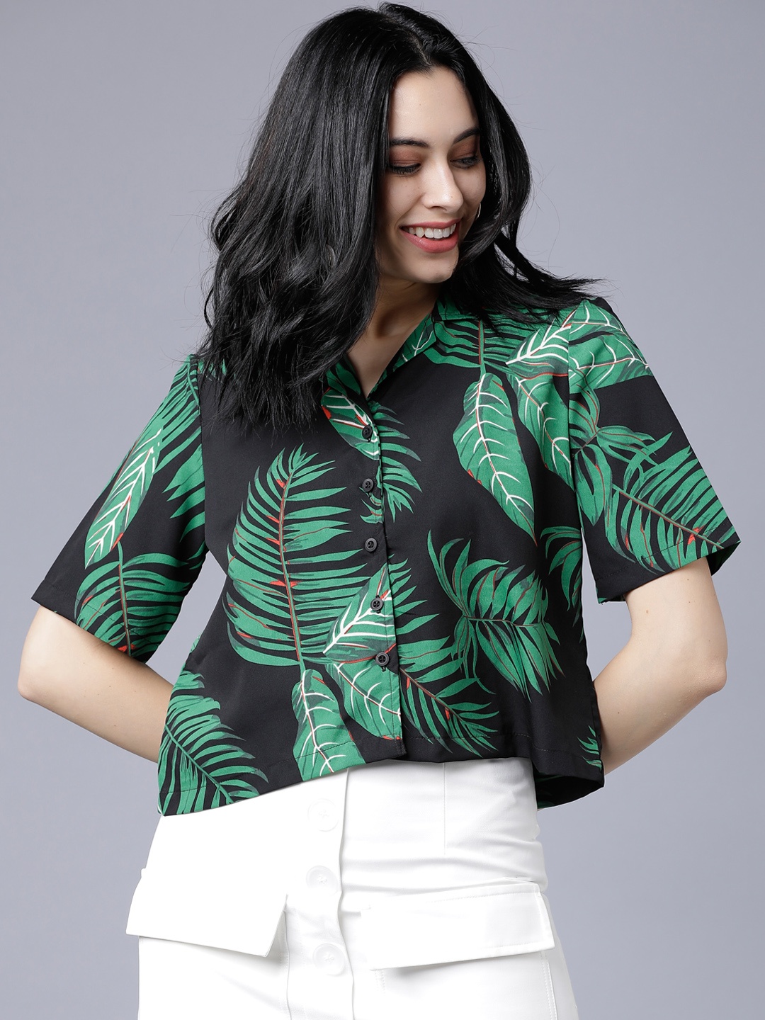 

Tokyo Talkies Women Black & Green Regular Fit Printed Casual Shirt