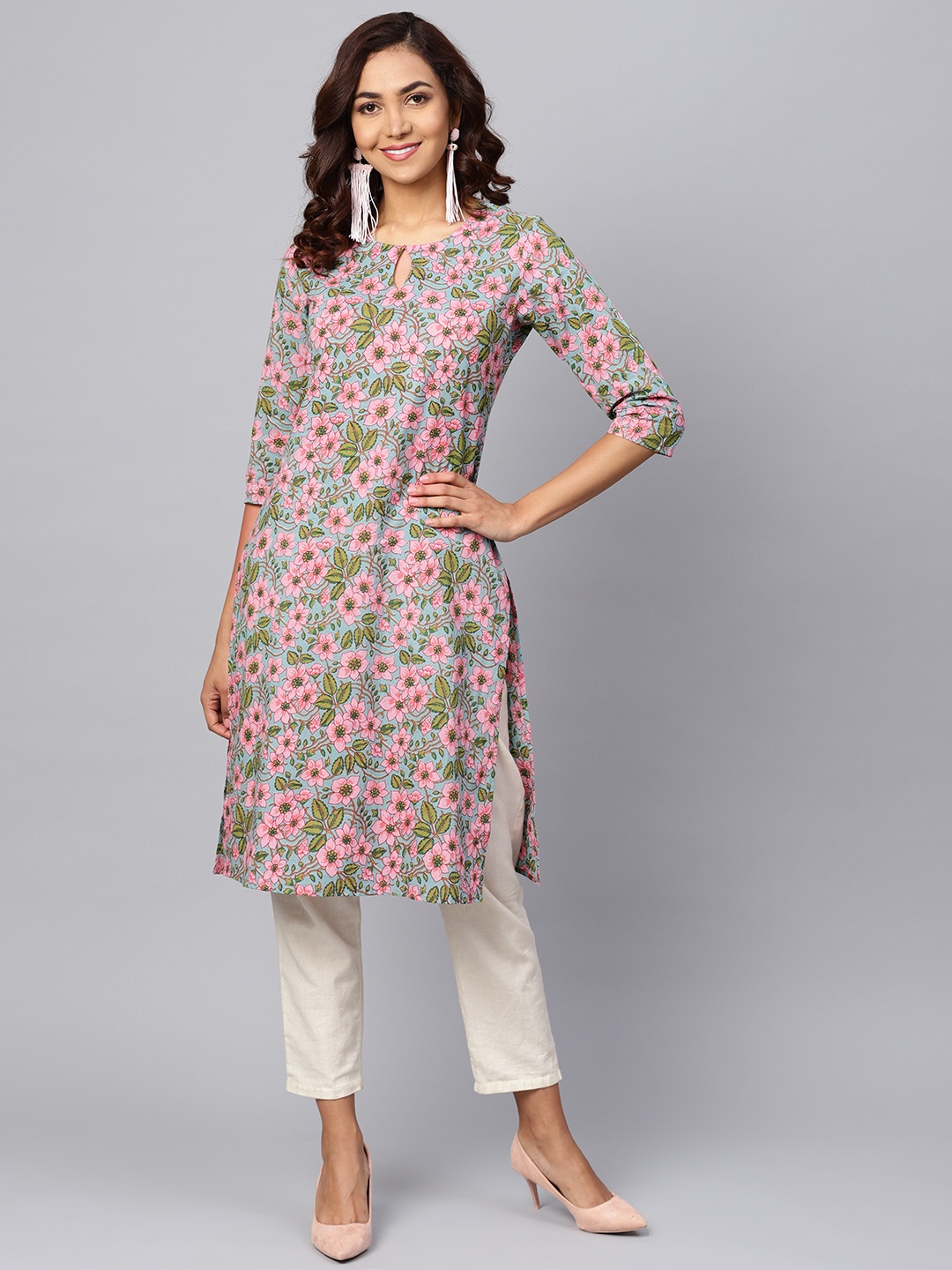 

anayna Women Blue & Pink Floral Print Straight Kurta