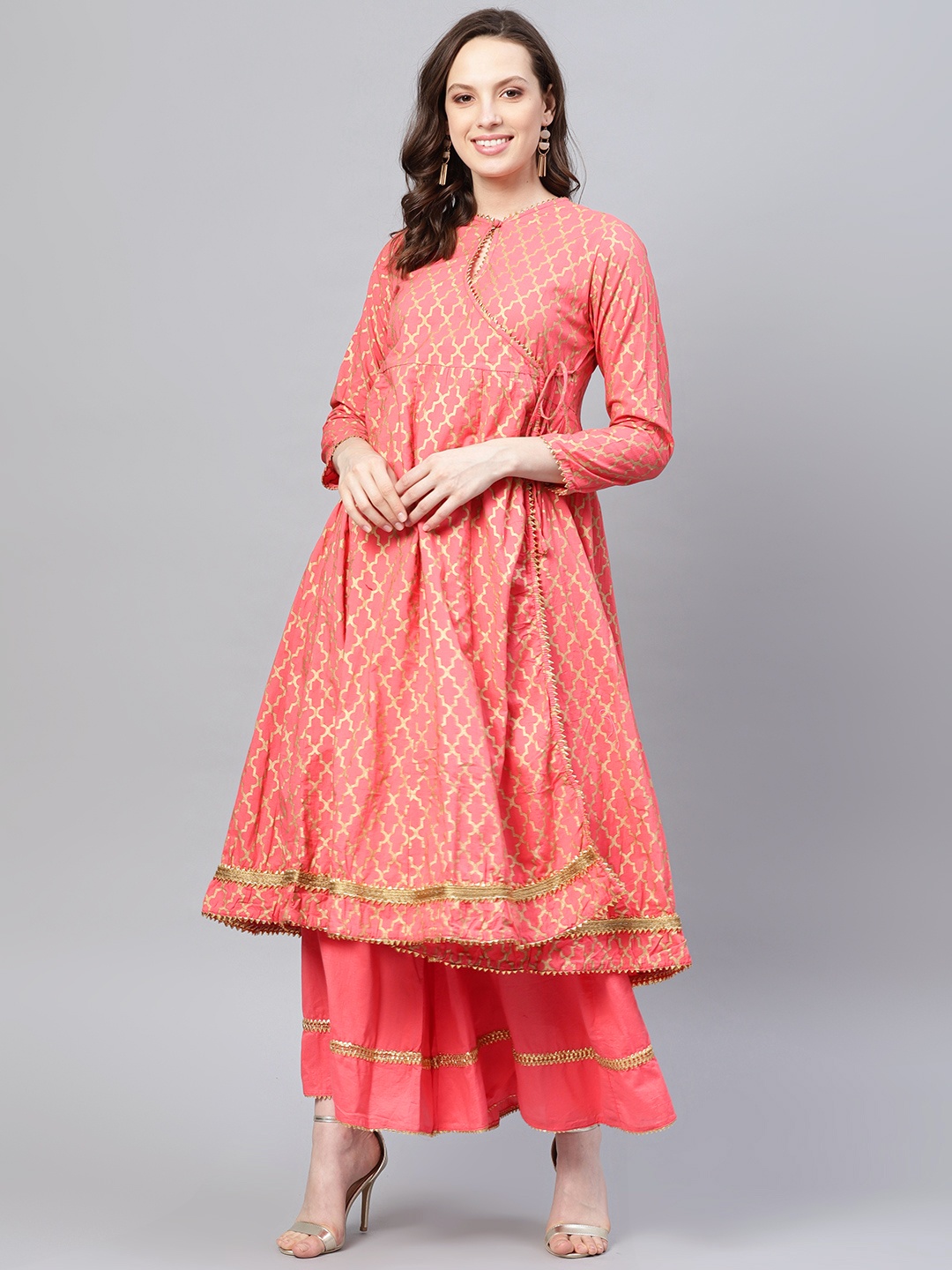 

Bhama Couture Women Peach-Coloured & Golden Printed Kurta with Palazzos