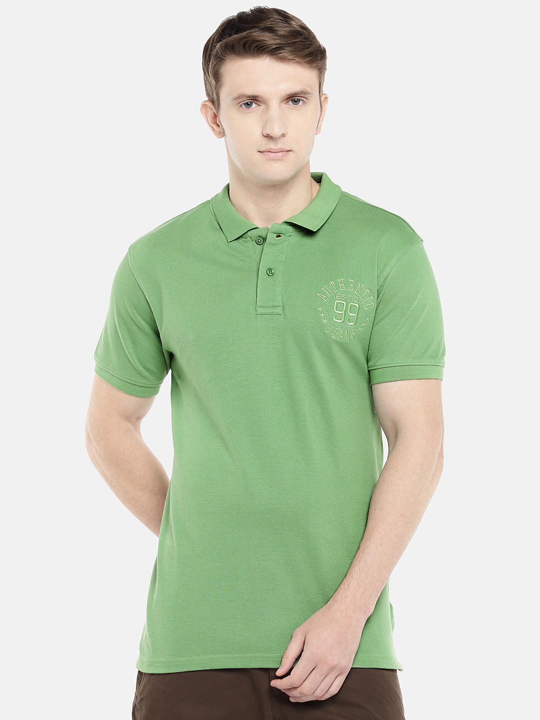 

Globus Men Green Solid Polo Collar T-shirt