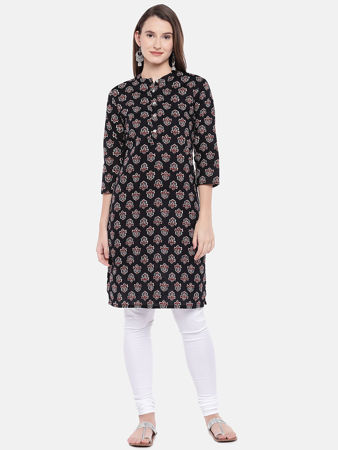 

Globus Women Black Printed Straight Kurta
