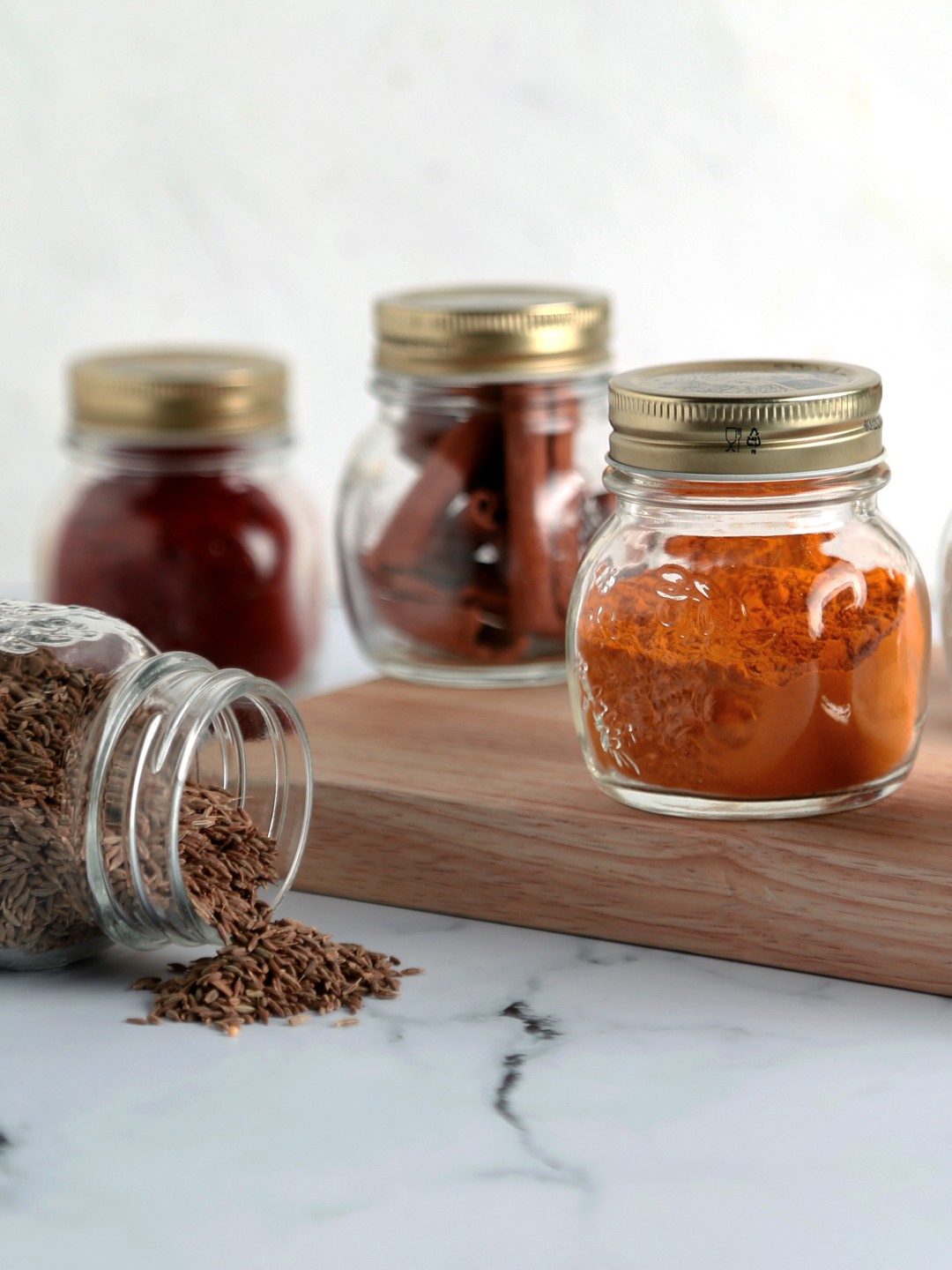 

Bormioli Rocco Set of 6 Transparent Jars With Lids