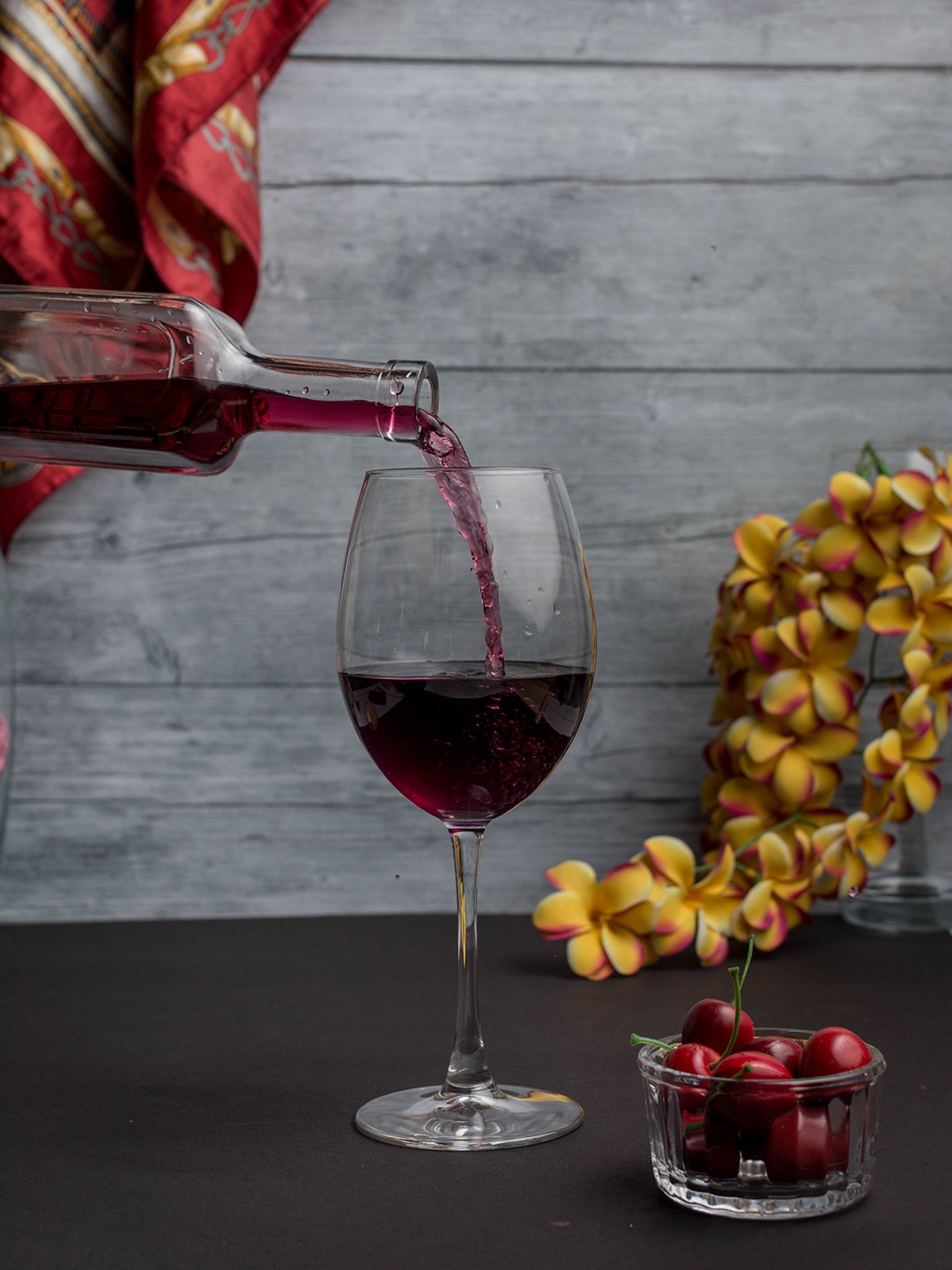 

Pasabahce Set of 6 Transparent Wine Glasses 615 ml each