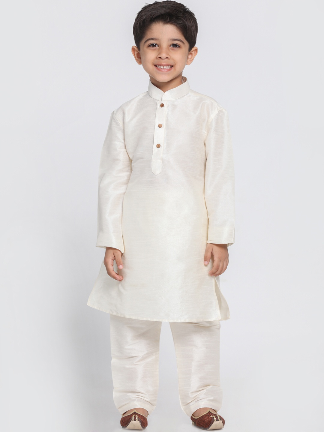 

VASTRAMAY Boys Cream-Coloured Solid Cotton Silk Kurta with Churidar