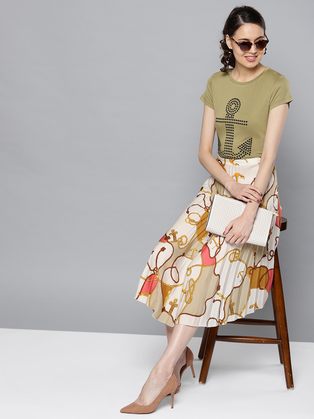 

STREET 9 Women Olive Green Solid T-shirt