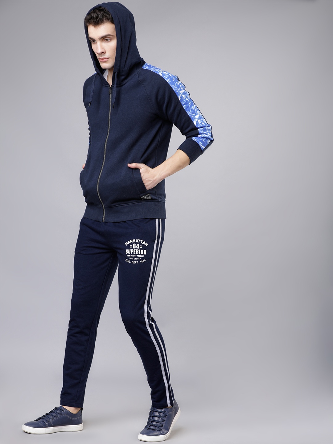 

HIGHLANDER Men Navy Blue Solid Slim-Fit Track Pants