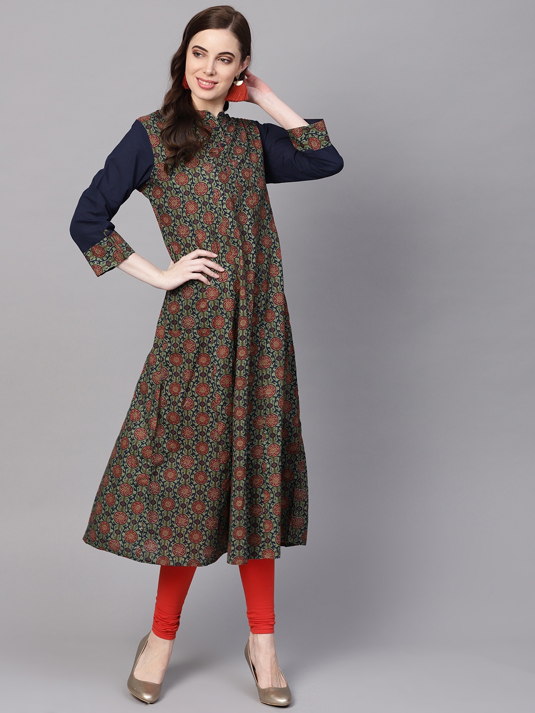 

ANAISA Women Olive Green & Navy Blue Printed A-Line Kurta