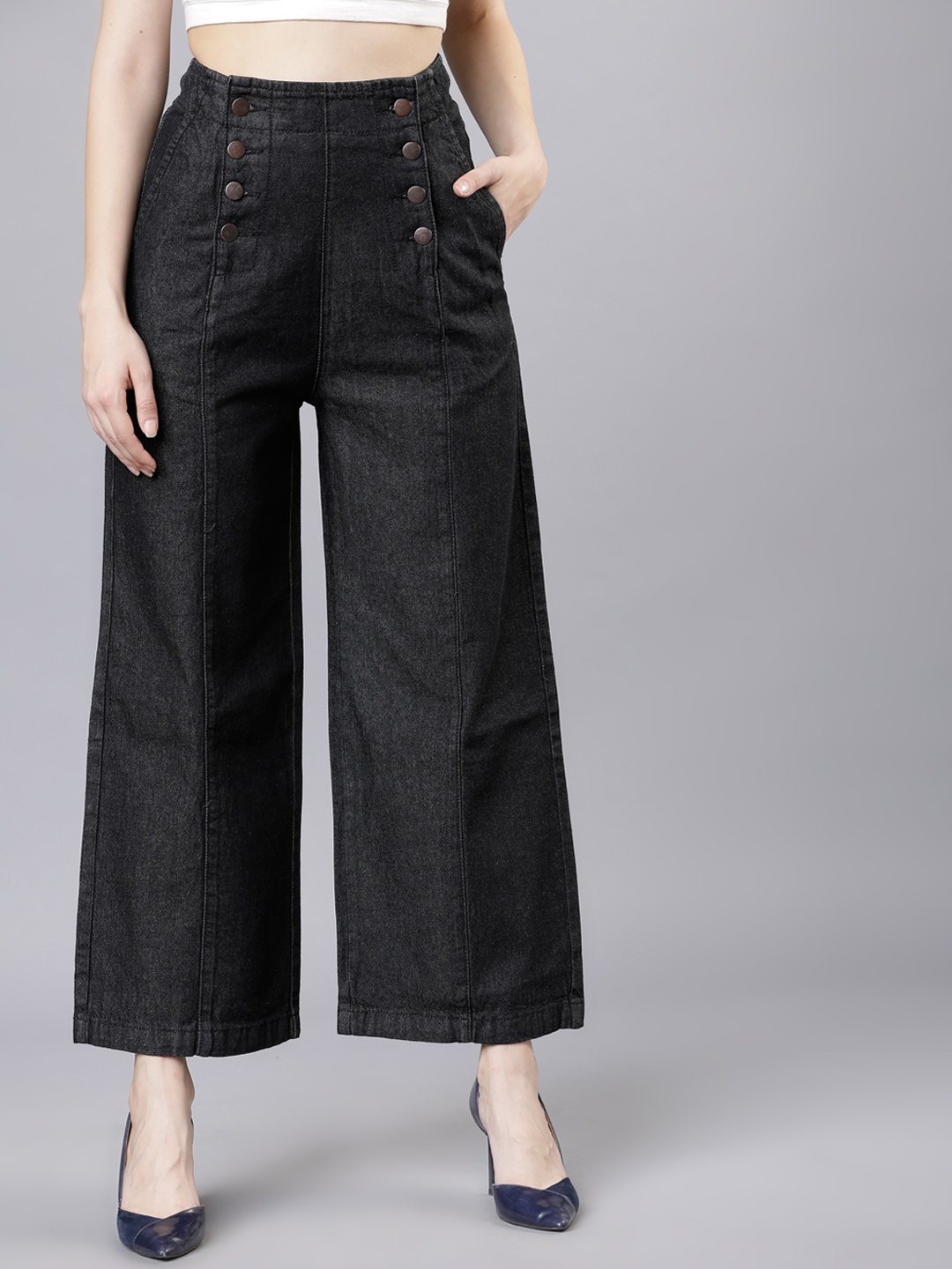

Tokyo Talkies Women Black Relaxed Fit Mid-Rise Clean Look Jeans