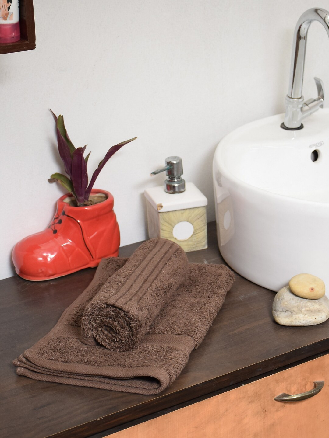 

Avira Home Set of 2 Brown Solid 600 GSM Cotton Hand Towels
