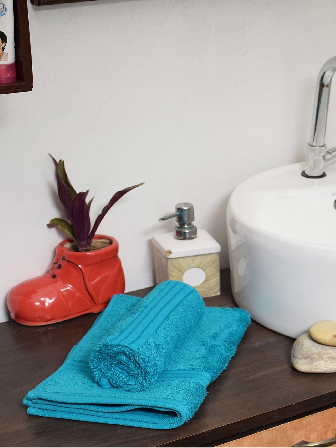 

Avira Home Set of 2 Blue Solid 600 GSM Cotton Hand Towels