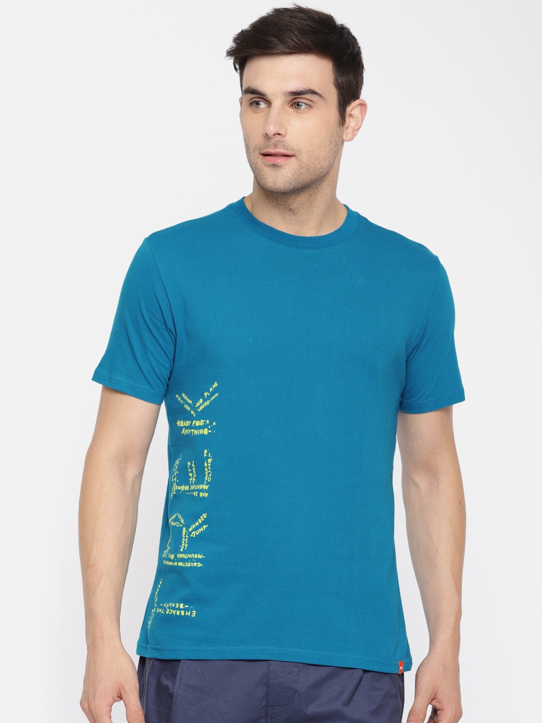 

Wildcraft Men Teal Solid Round Neck T-shirt