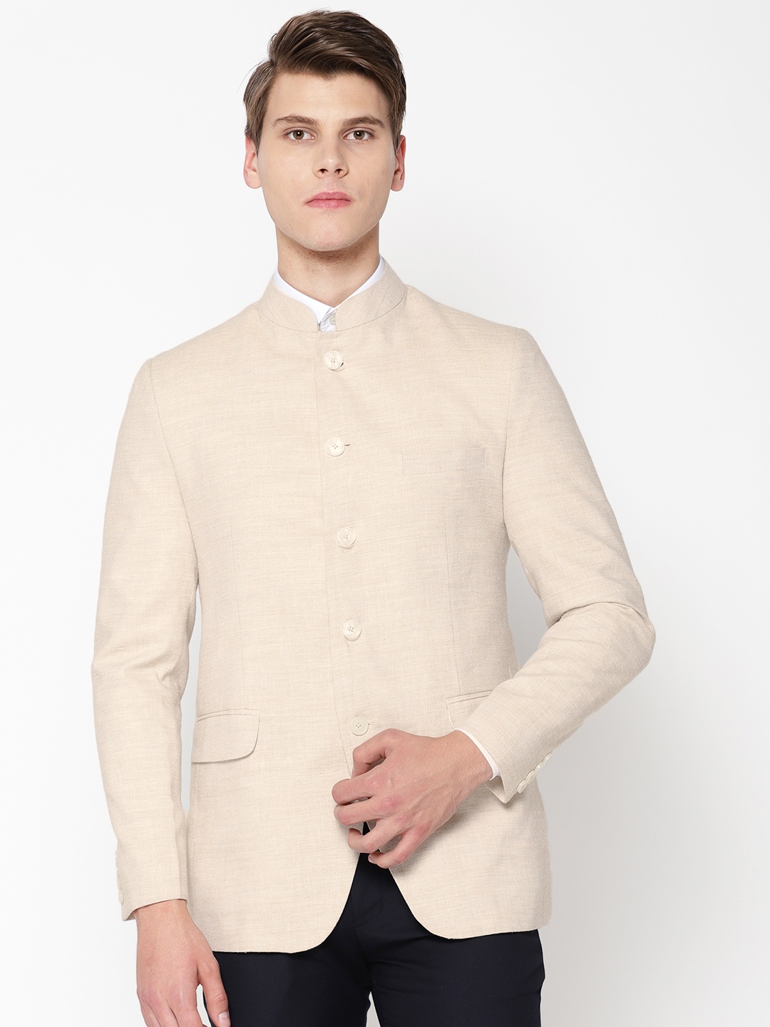 

Shaftesbury London Men Cream-Coloured Solid Slim Fit Bandhgala Blazer