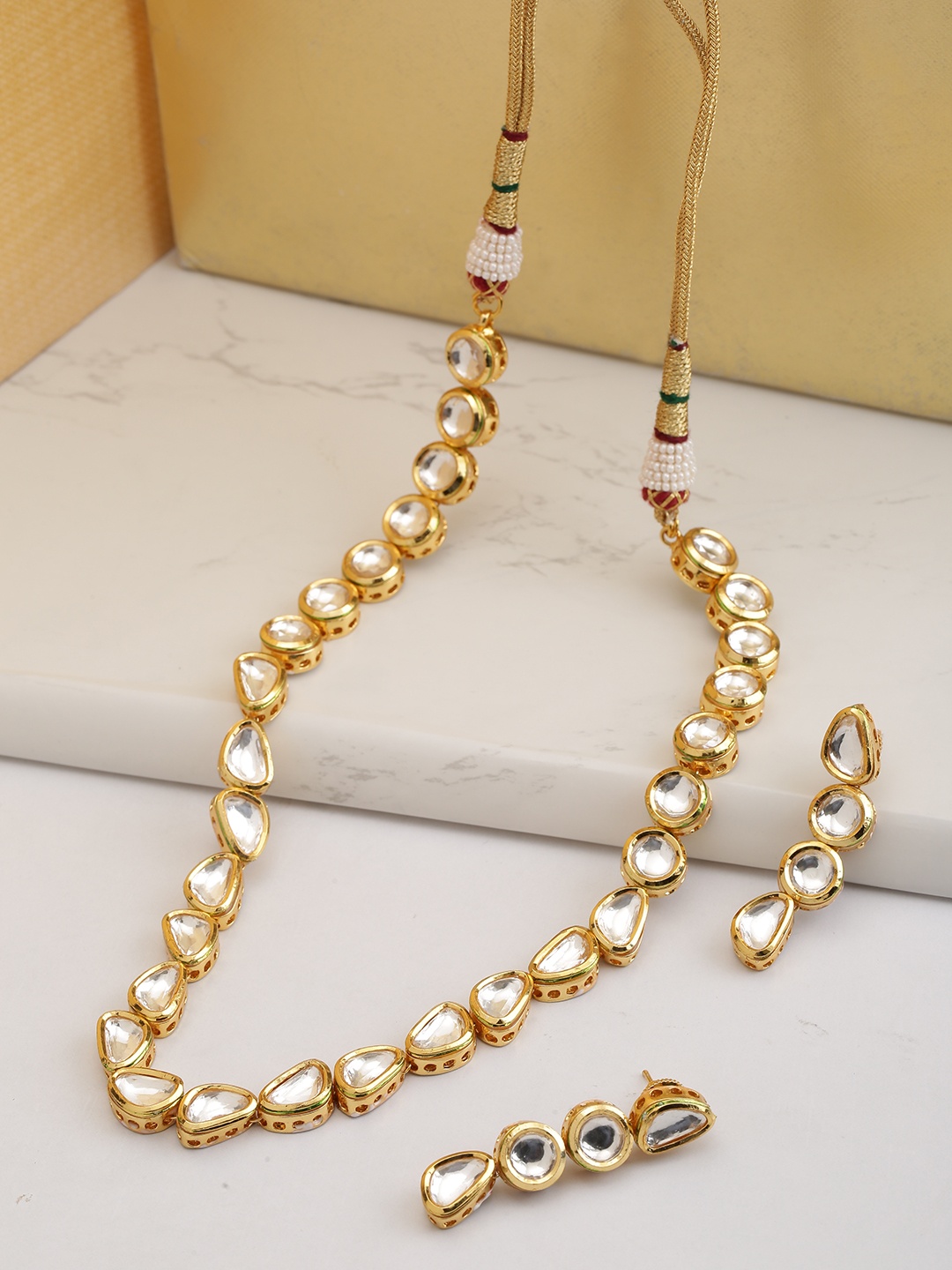 

Melani Borsa Gold-Plated Kundan-Studded Handcrafted Jewellery Set