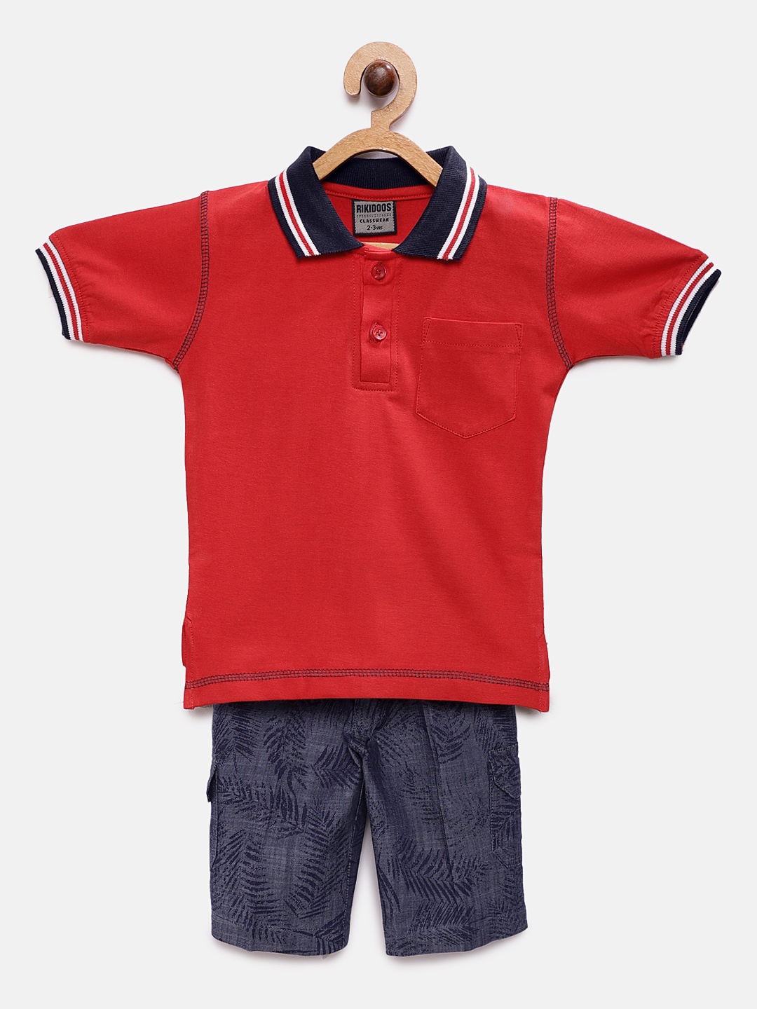 

RIKIDOOS Boys Red & Blue Solid T-shirt with Shorts