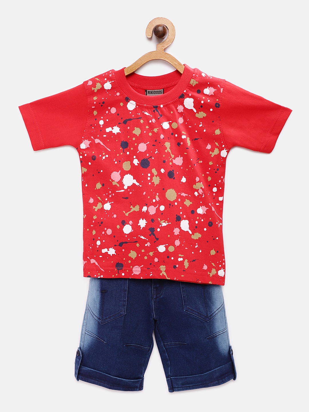 

RIKIDOOS Boys Red & Blue Printed T-shirt with Shorts