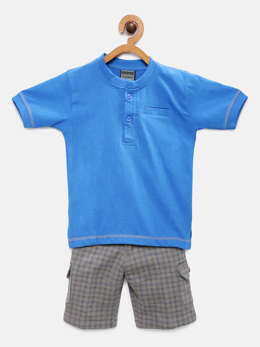 

RIKIDOOS Boys Blue & Grey Solid T-shirt with Shorts