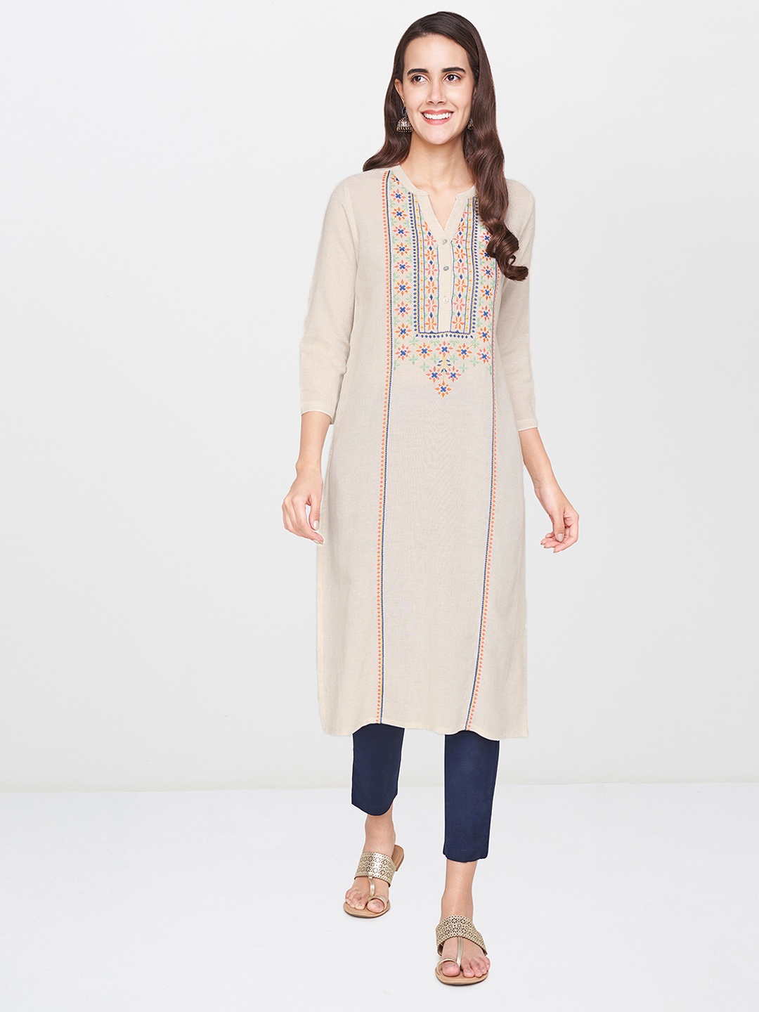 

Global Desi Women Off-White Embroidered Straight Kurta