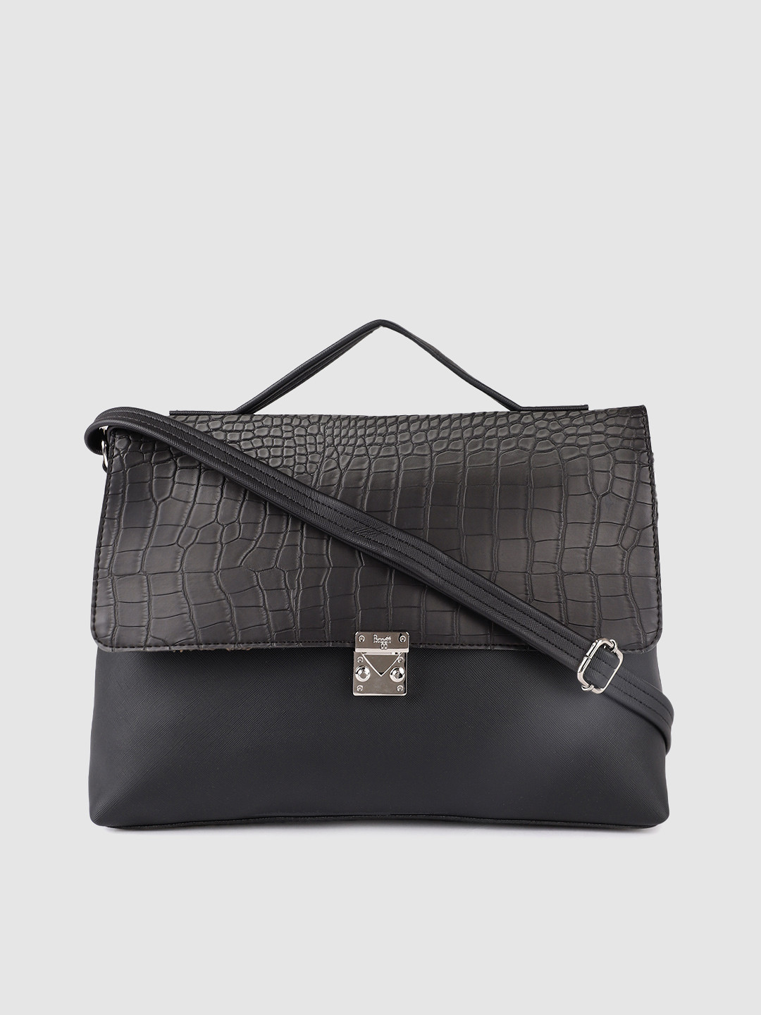 

Baggit Black Solid Shoulder Bag