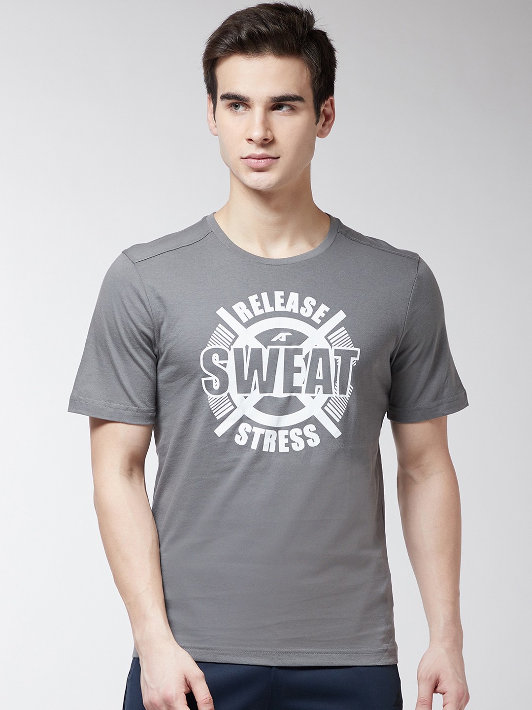 

Alcis Men Grey Printed Round Neck T-shirt