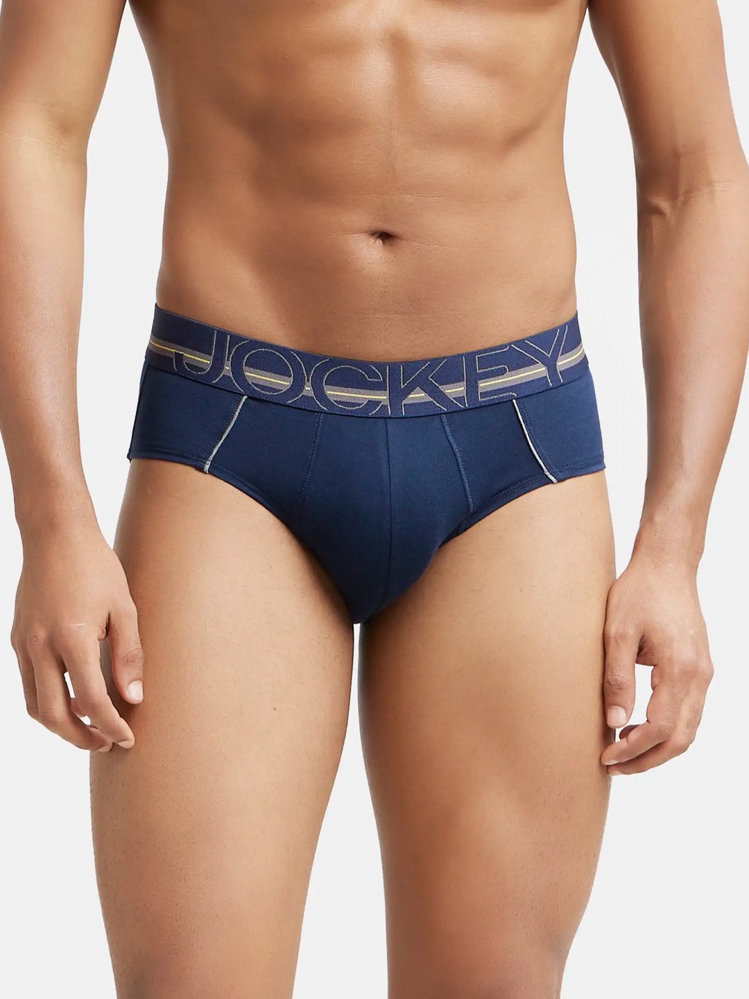 

Jockey Men Navy Blue & Red Solid Briefs US14-0105