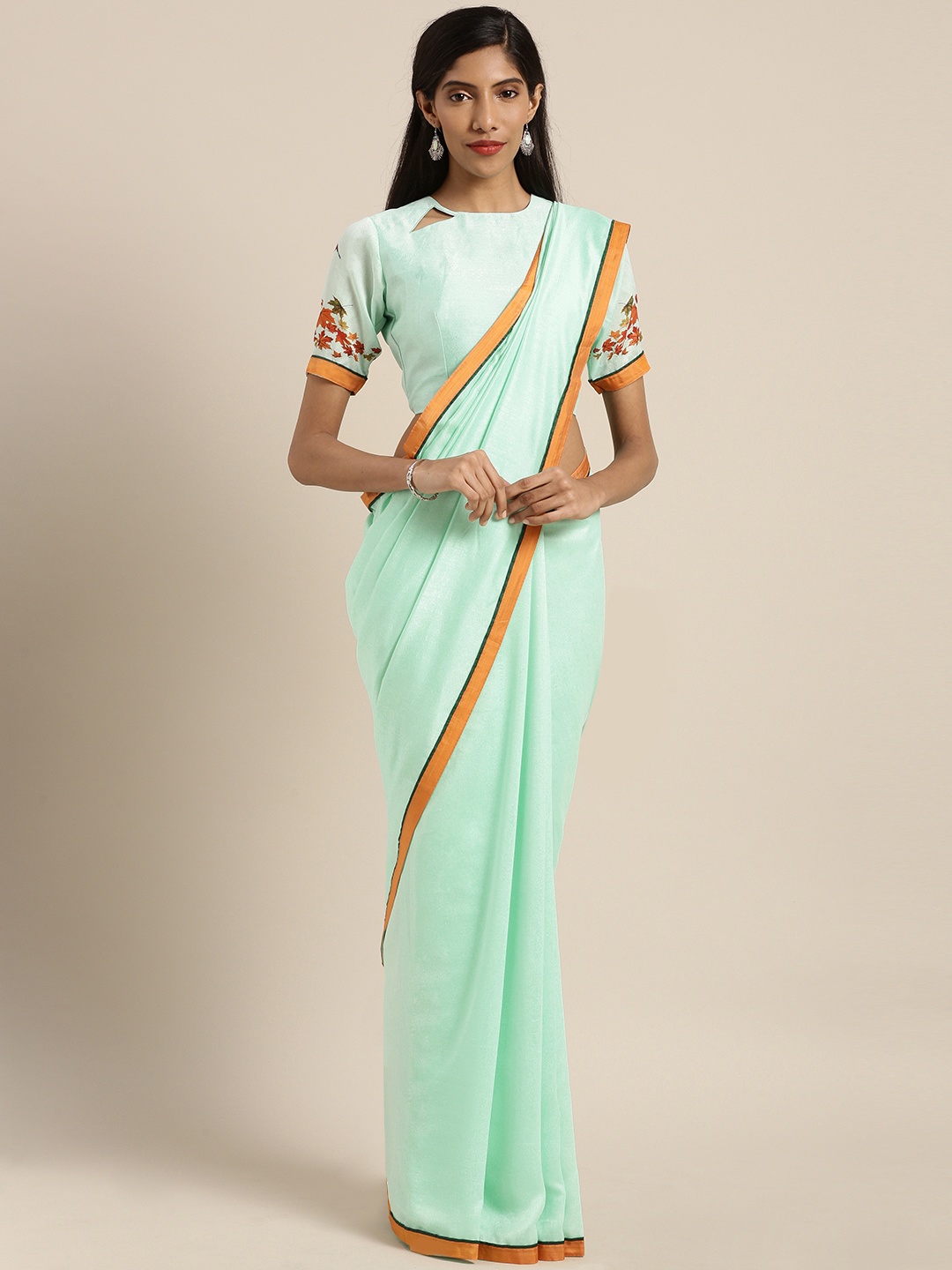 

Aarrah Green Solid Pure Georgette Saree