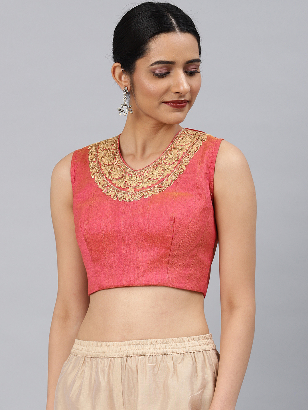 

Aarrah Women Pink Solid Saree Blouse