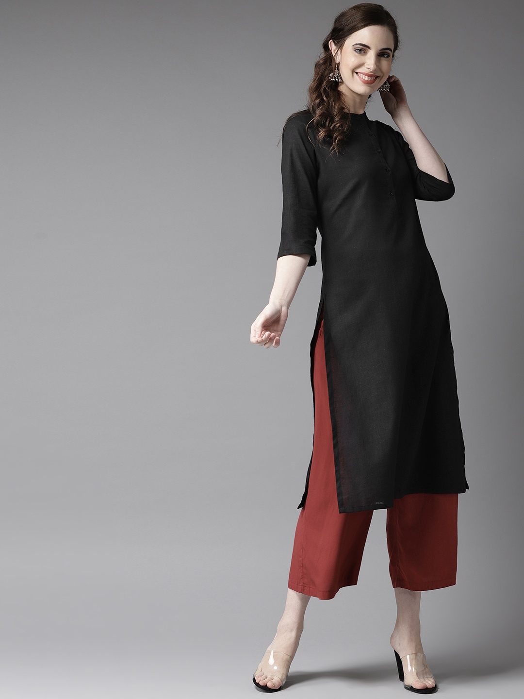 

HERE&NOW Women Black Solid Straight Kurta