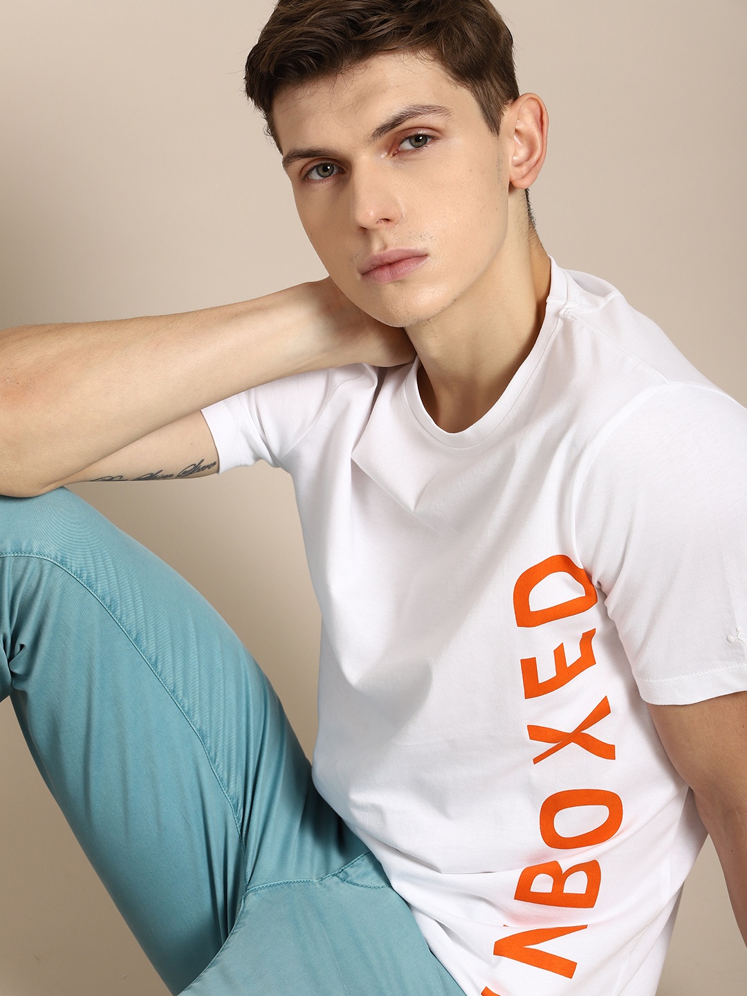 

ether Men White Printed Round Neck Pure Cotton T-shirt