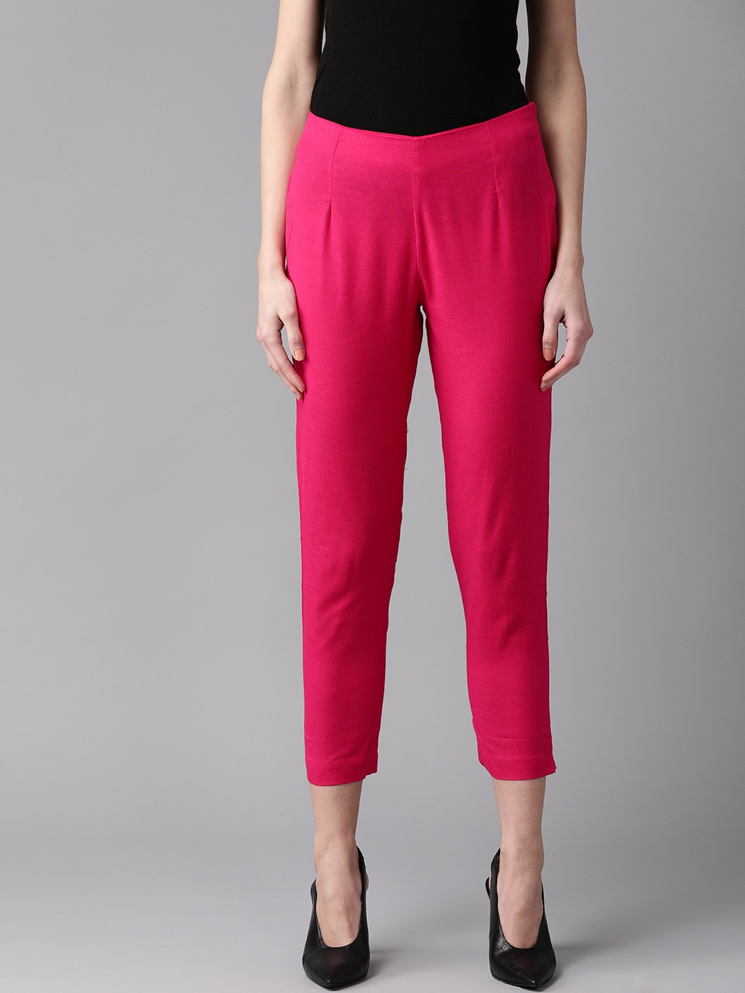 

W Women Pink Classic Slim Fit Solid Cropped Trousers