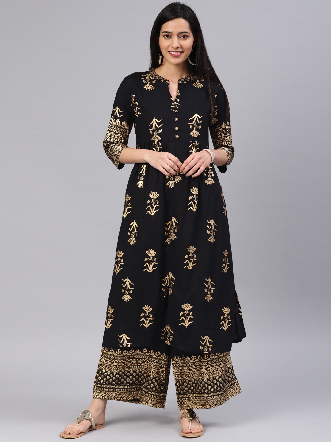 

Alena Women Black & Gold-ColouredPrinted Kurta with Palazzos