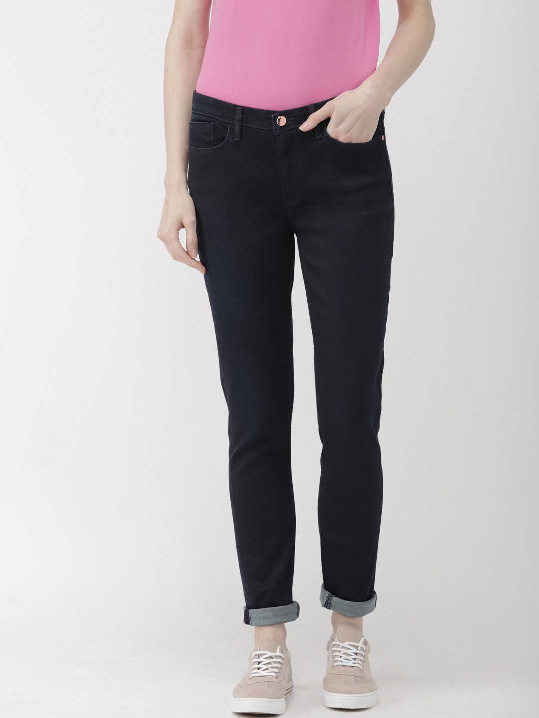 

Levis Women Blue Skinny Fit Mid-Rise Clean Look Stretchable Jeans 711