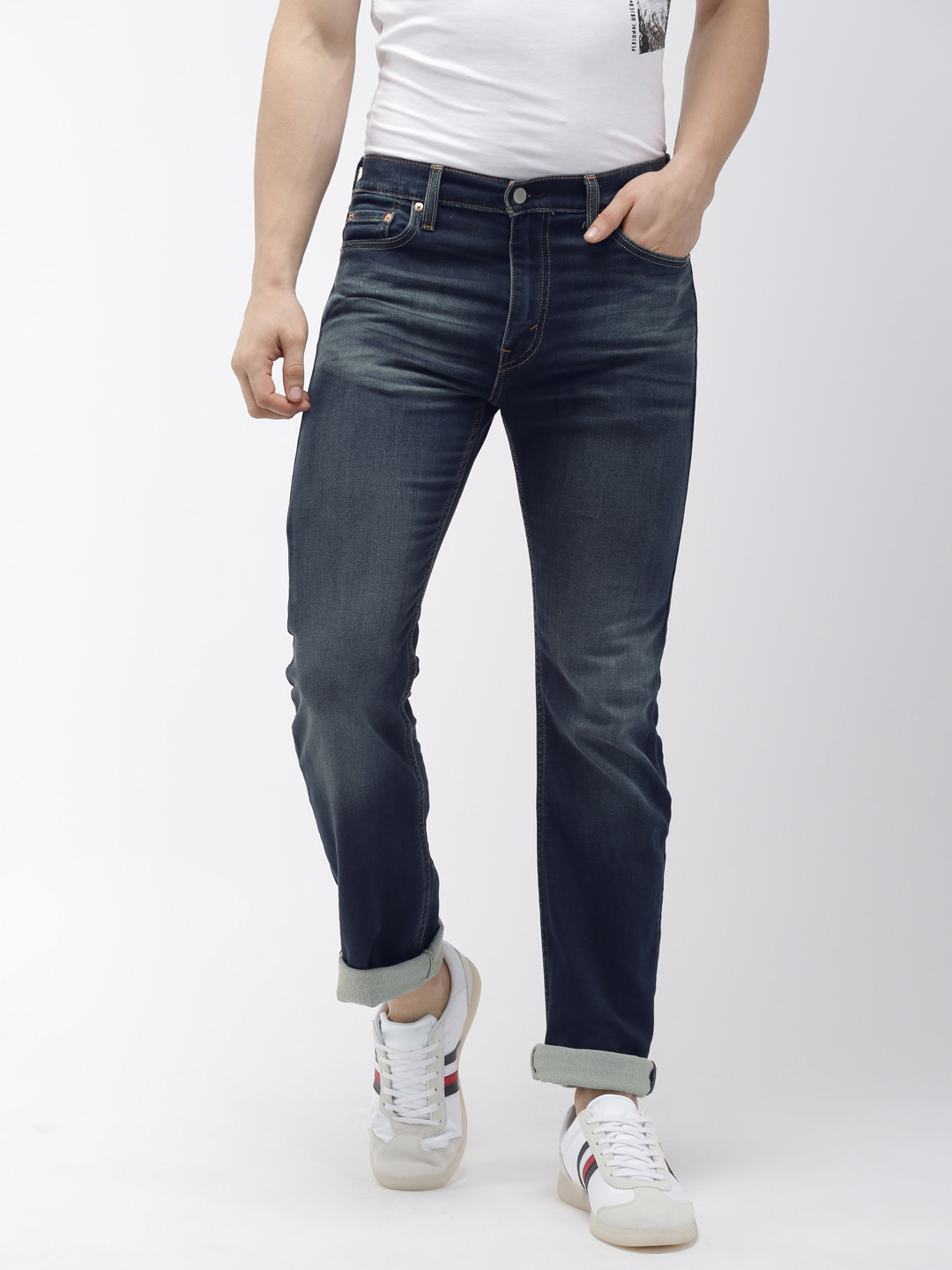 

Levis Men Blue 513 Slim Straight Fit Mid-Rise Clean Look Stretchable Jeans