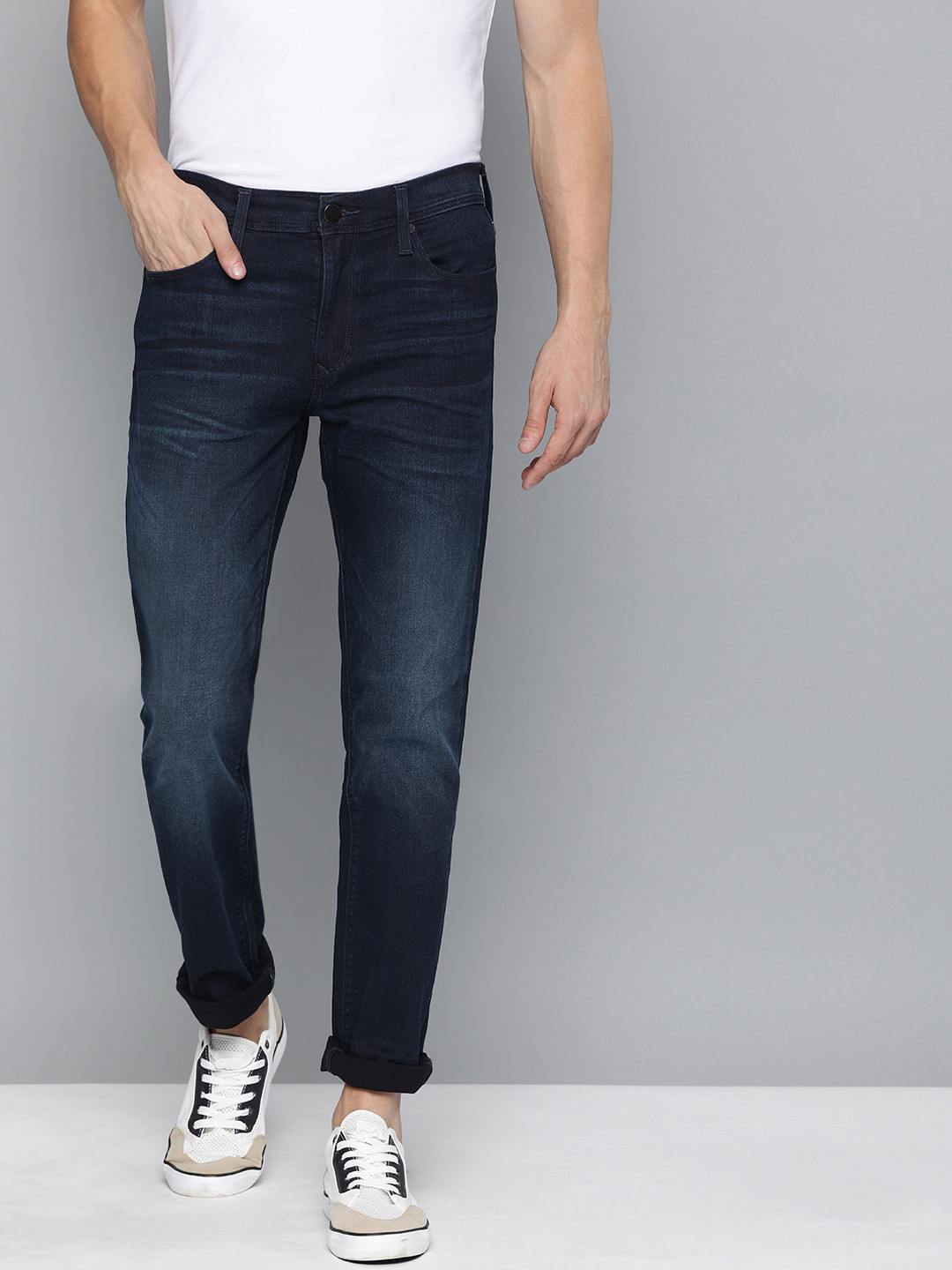 

Levis Men Blue 511 Slim Fit Mid-Rise Stretchable Jeans