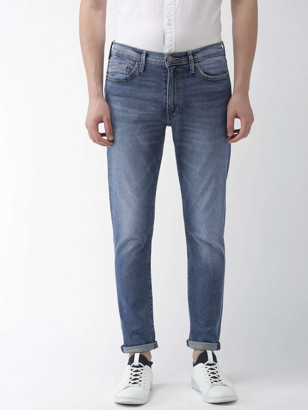 

Levis Men Blue Slim Tapered Fit Mid-Rise Clean Look Stretchable Jeans 512
