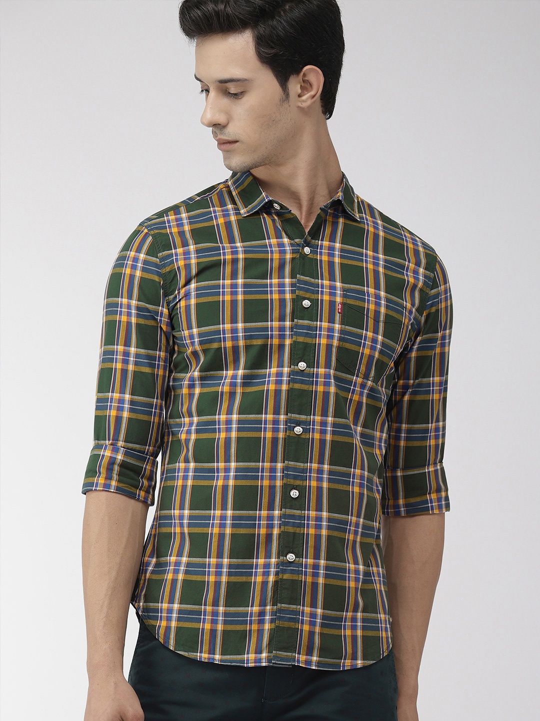 

Levis Men Green & Blue Slim Fit Checked Casual Shirt