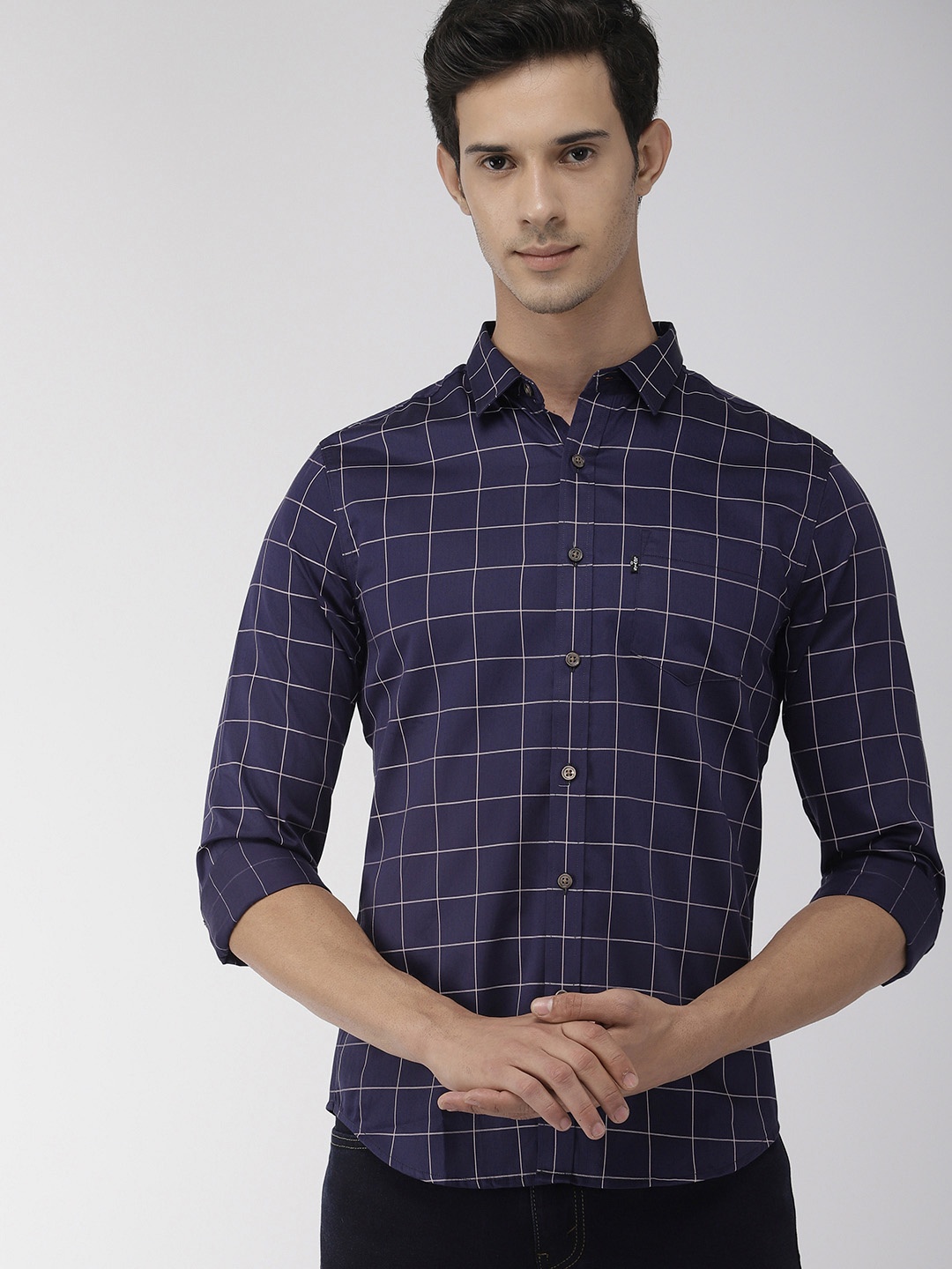 

Levis Men Navy Blue & Pink Slim Fit Checked Casual Shirt