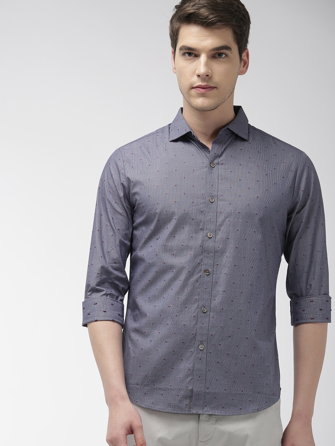 

Levis Men Navy Blue & Red Slim Fit Self Design Casual Shirt