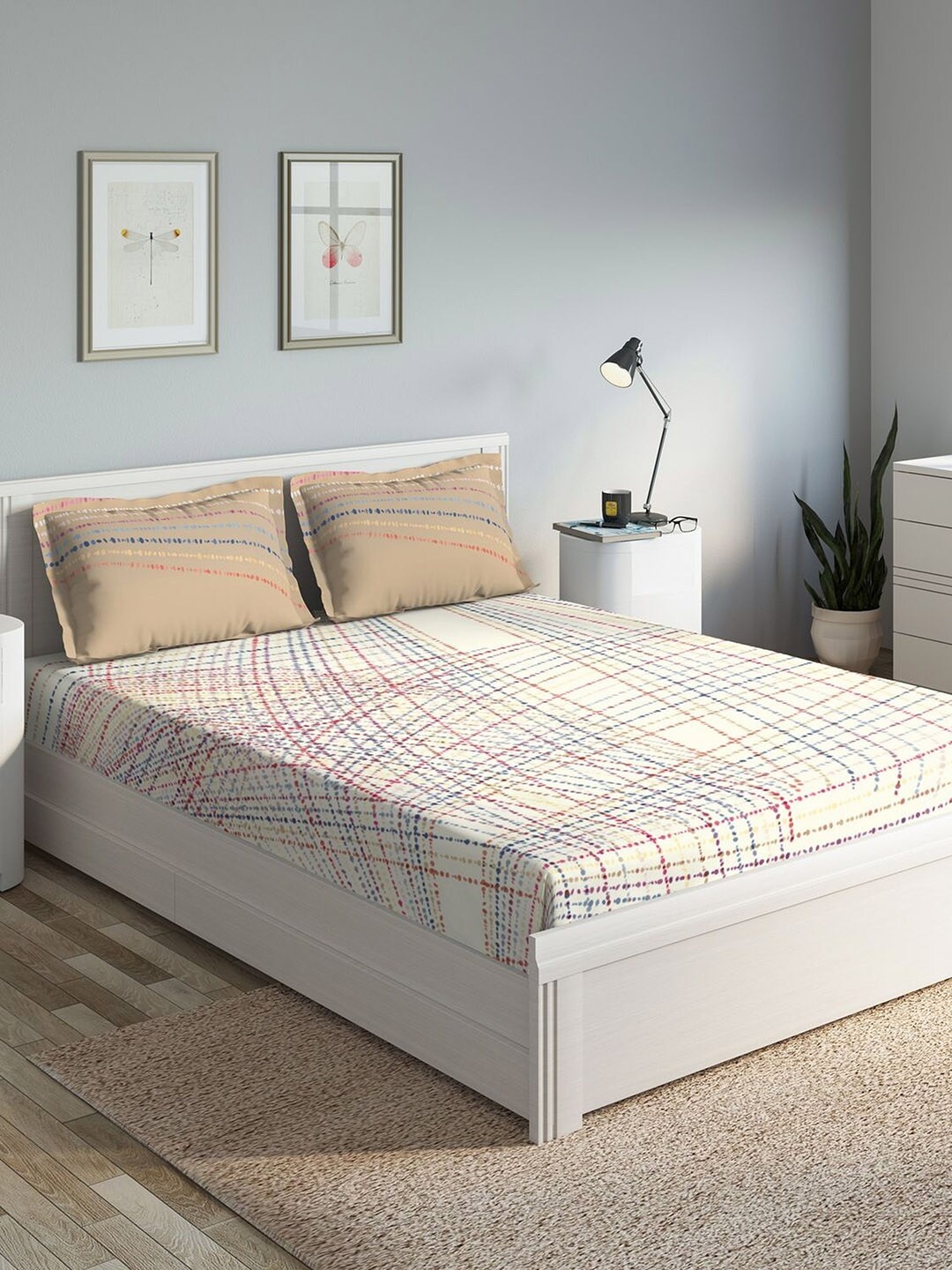 

DDecor Beige Geometric 144 TC Cotton Queen Bedsheet with 2 Pillow Covers