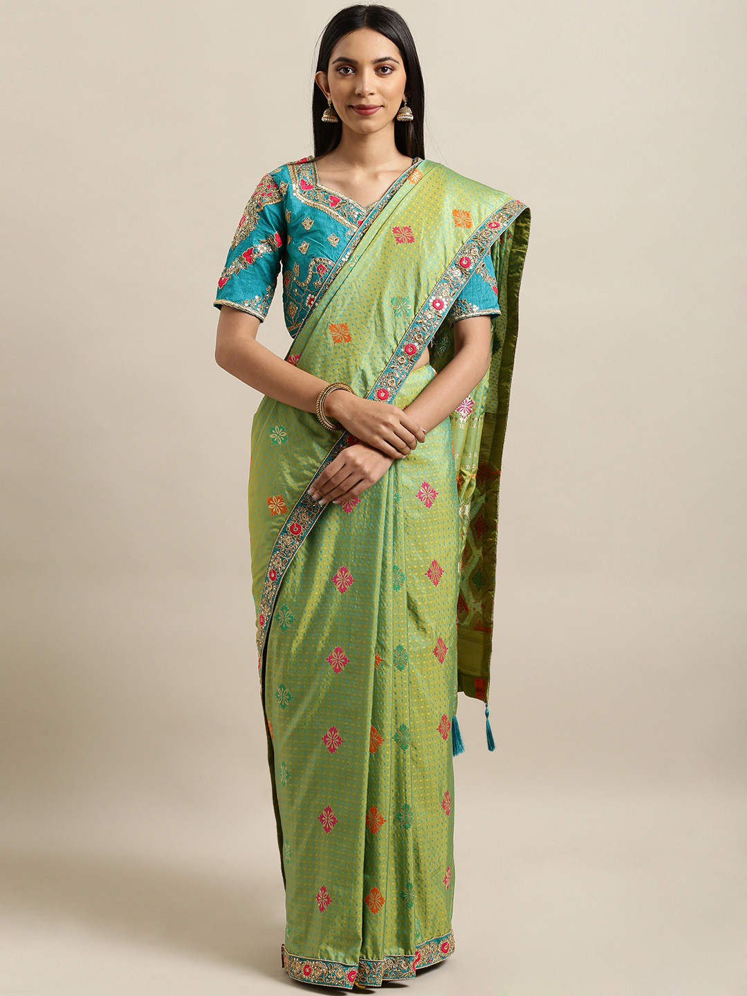 

MANOHARI Green & Maroon Embroidered Saree