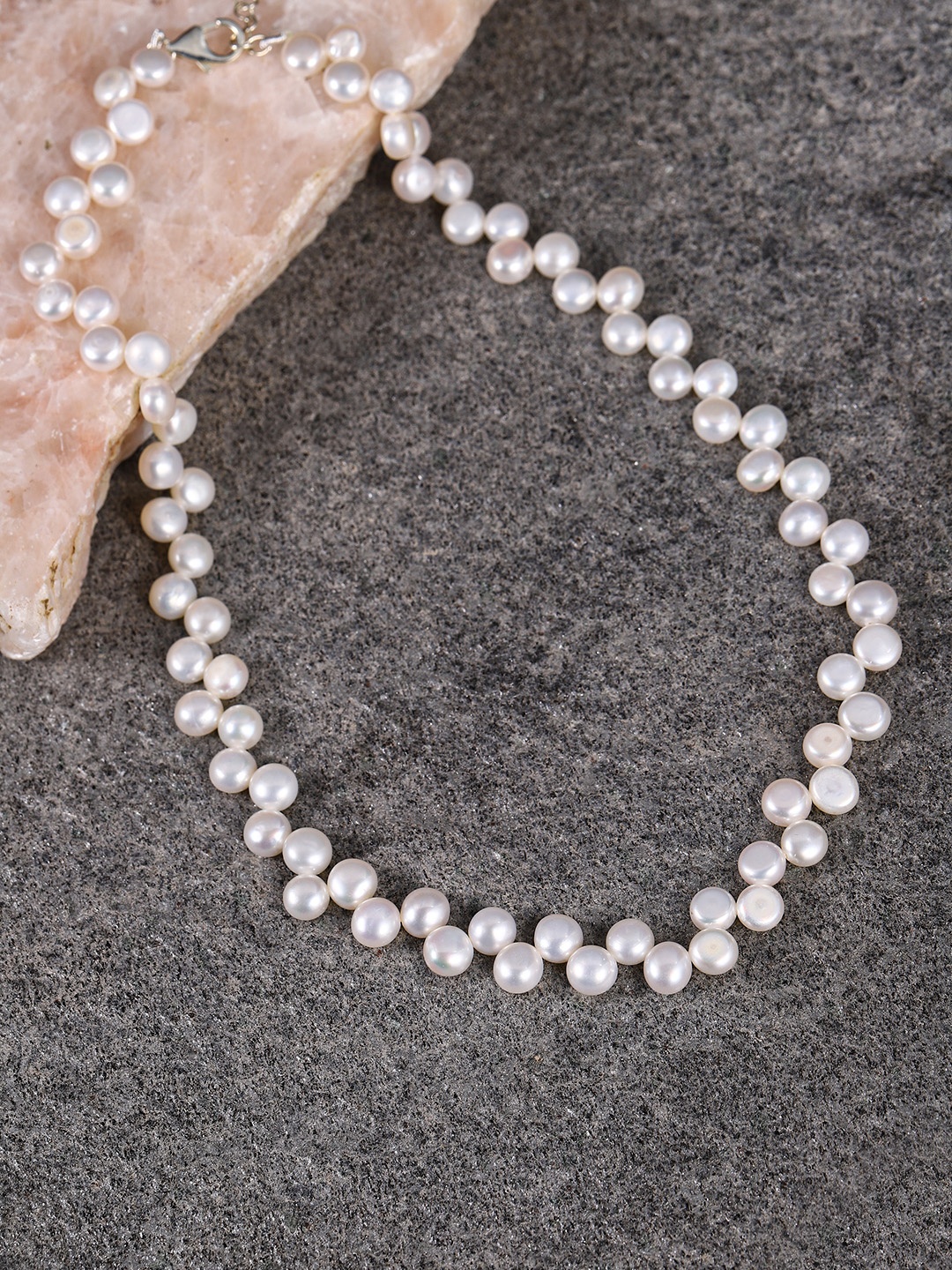 

justpeachy White Pearl Necklace