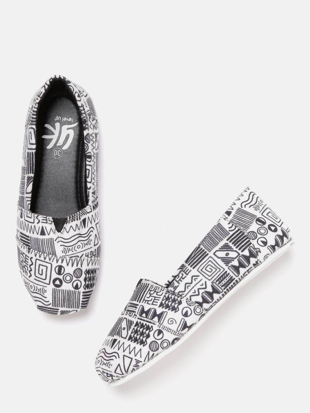 

YK Girls White & Black Printed Slip-On Sneakers