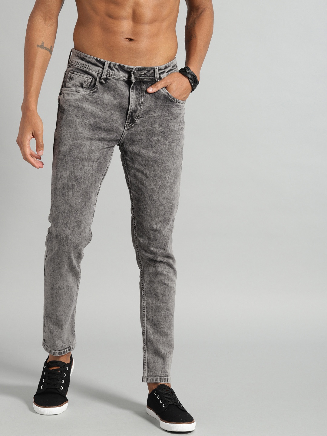 

Roadster Men Grey Skinny Fit Mid-Rise Clean Look Stretchable Jeans