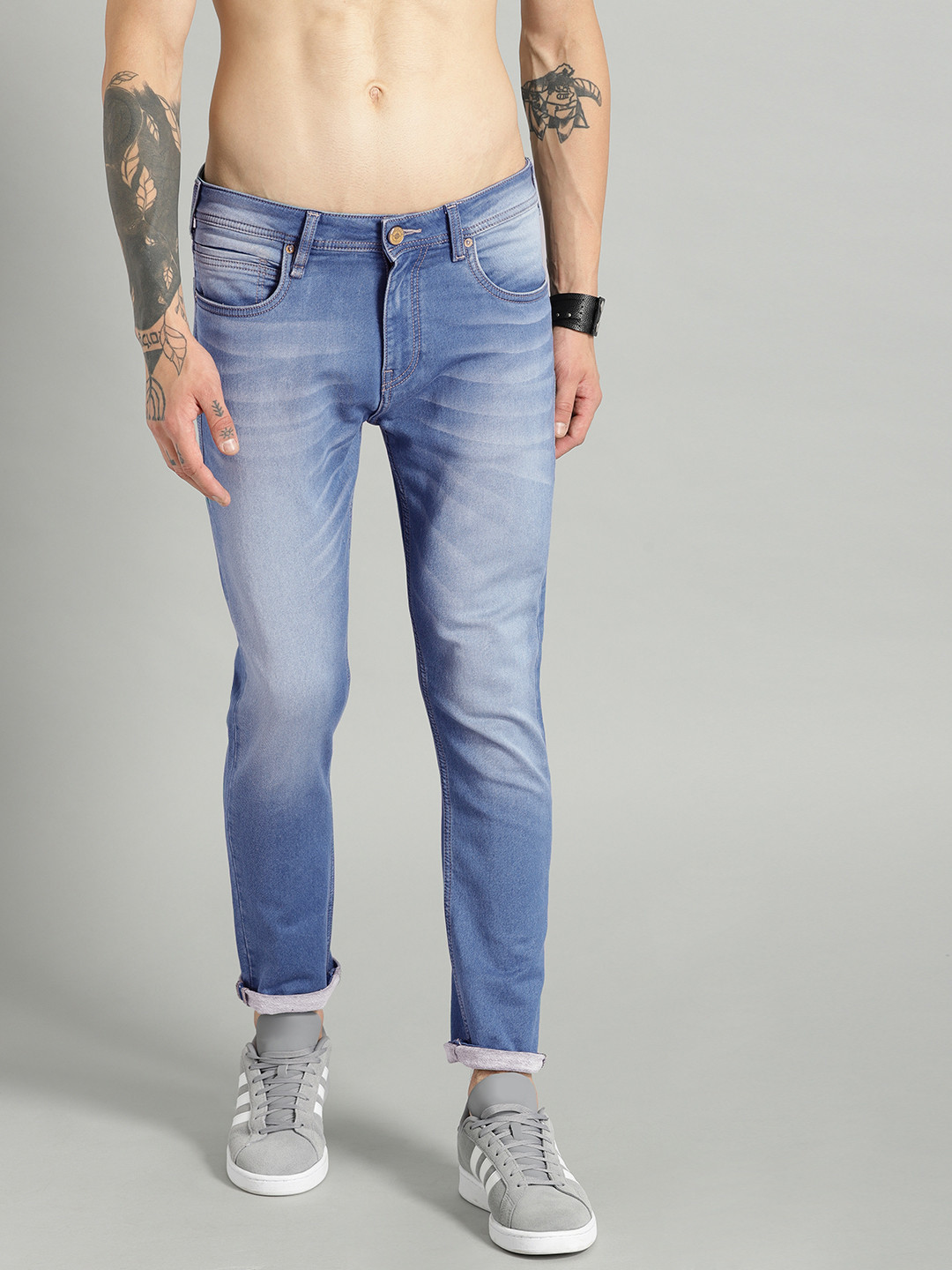 

The Roadster Lifestyle Co Men Blue Skinny Fit Mid-Rise Clean Look Stretchable Jeans