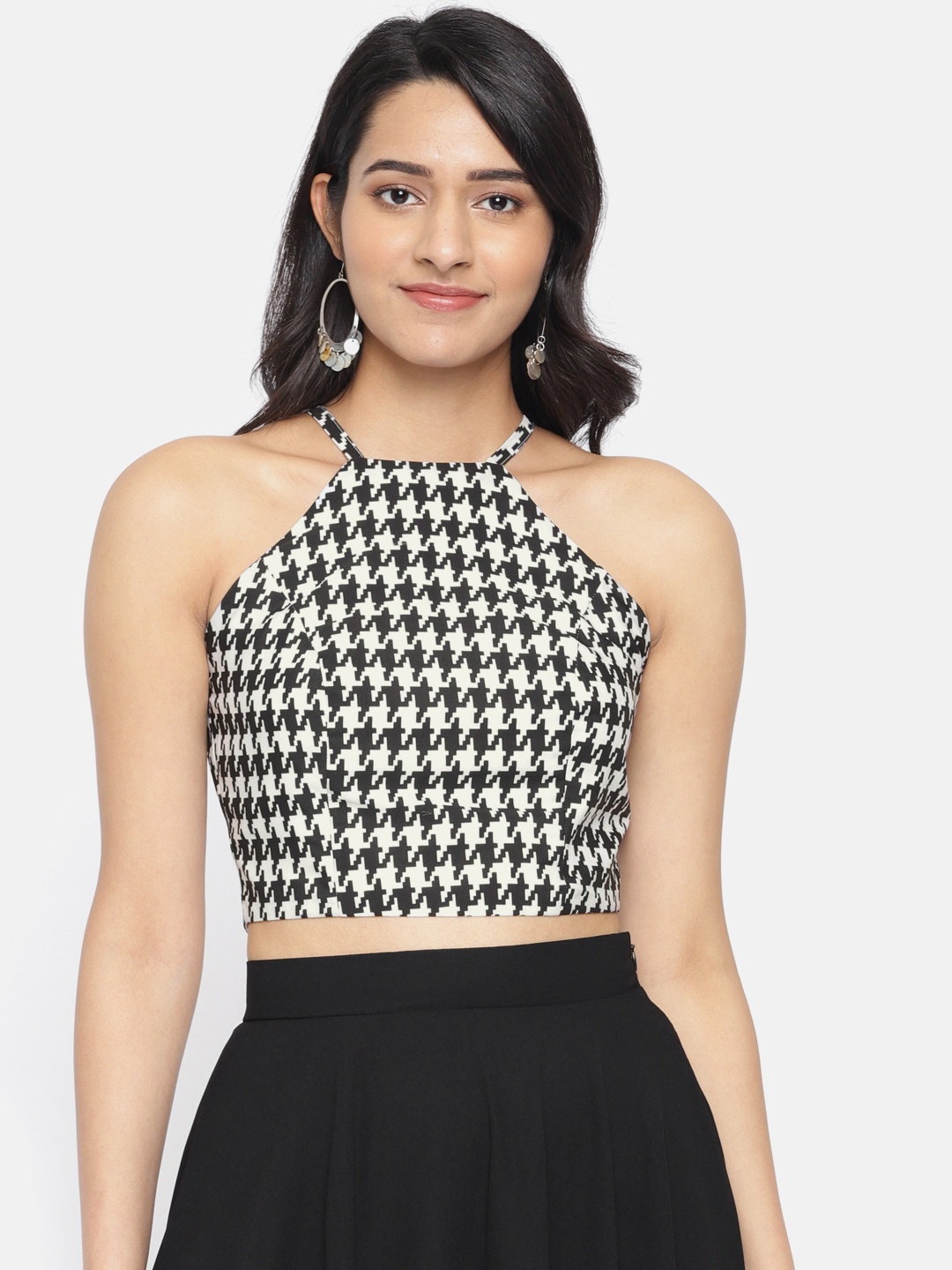 

ROVING MODE Women Black & White Printed Fitted Crop Top