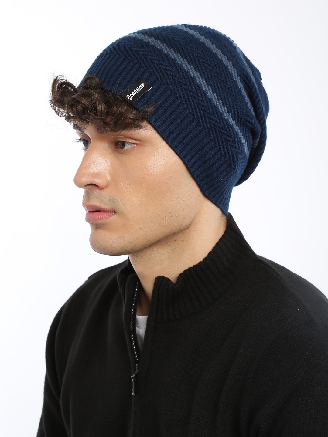 

The Roadster Lifestyle Co Unisex Blue Self Design Beanie