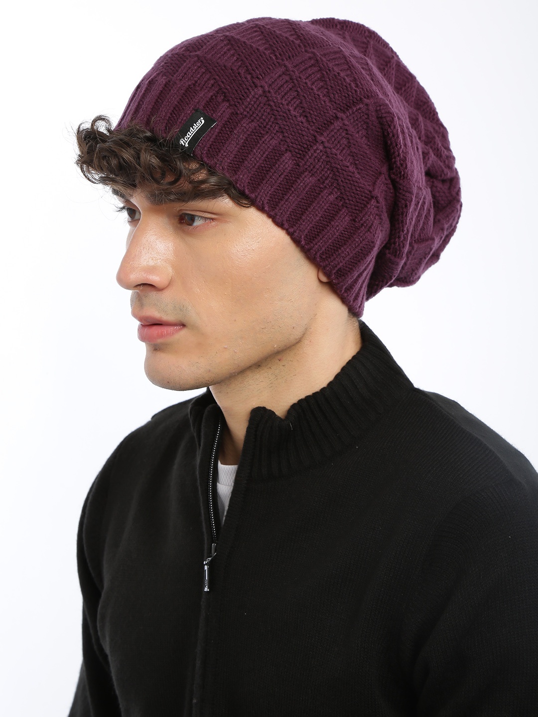 

The Roadster Lifestyle Co Unisex Purple Solid Beanie