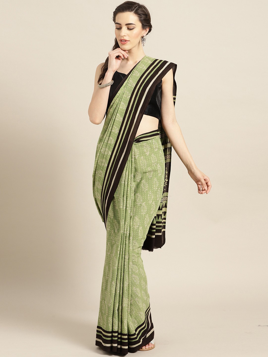 

Geroo Jaipur Green & Black Bagru Hand Block Printed Pure Cotton Sustainable Saree