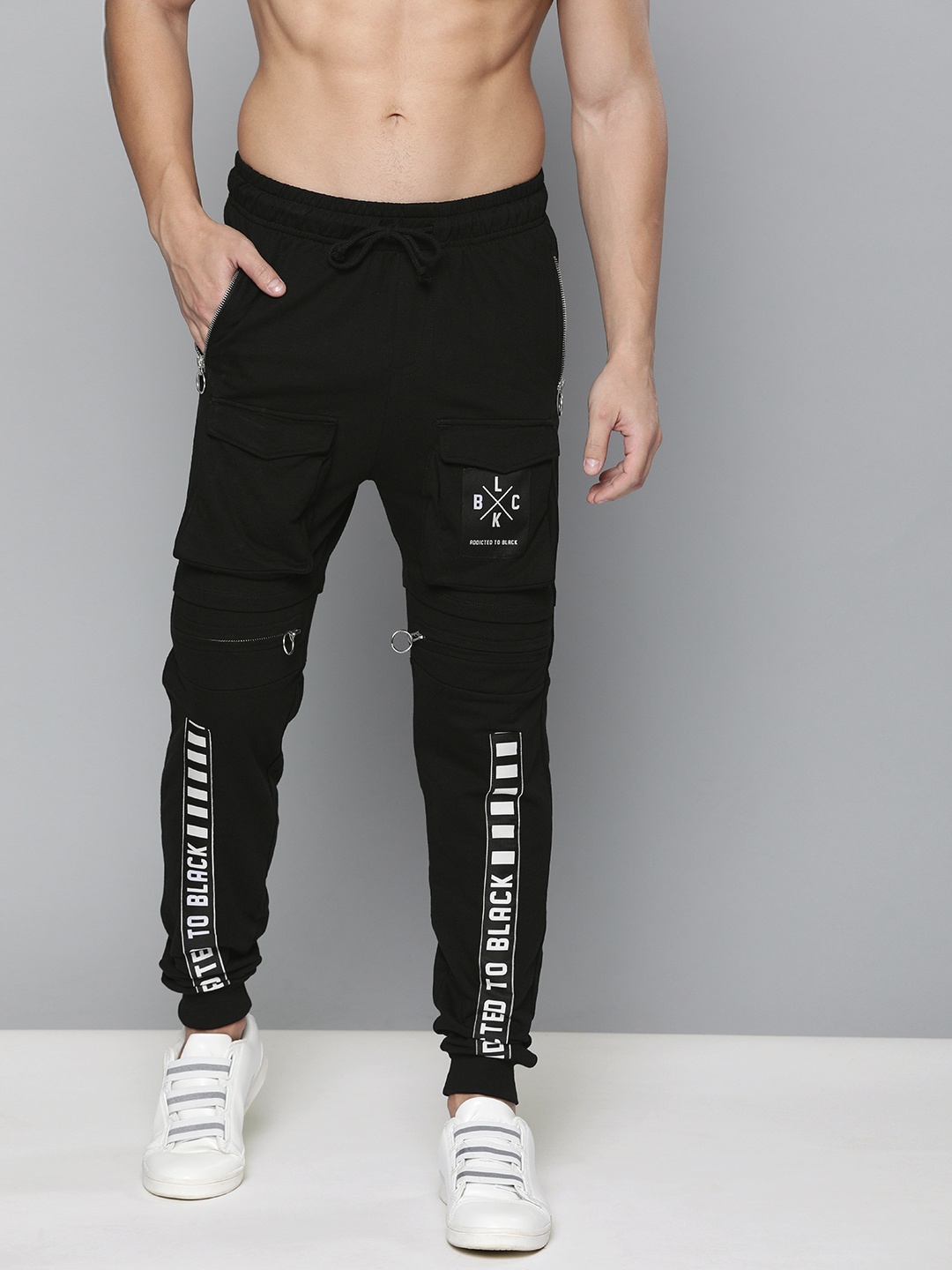 

Kook N Keech Men Black Printed Slim Fit Joggers