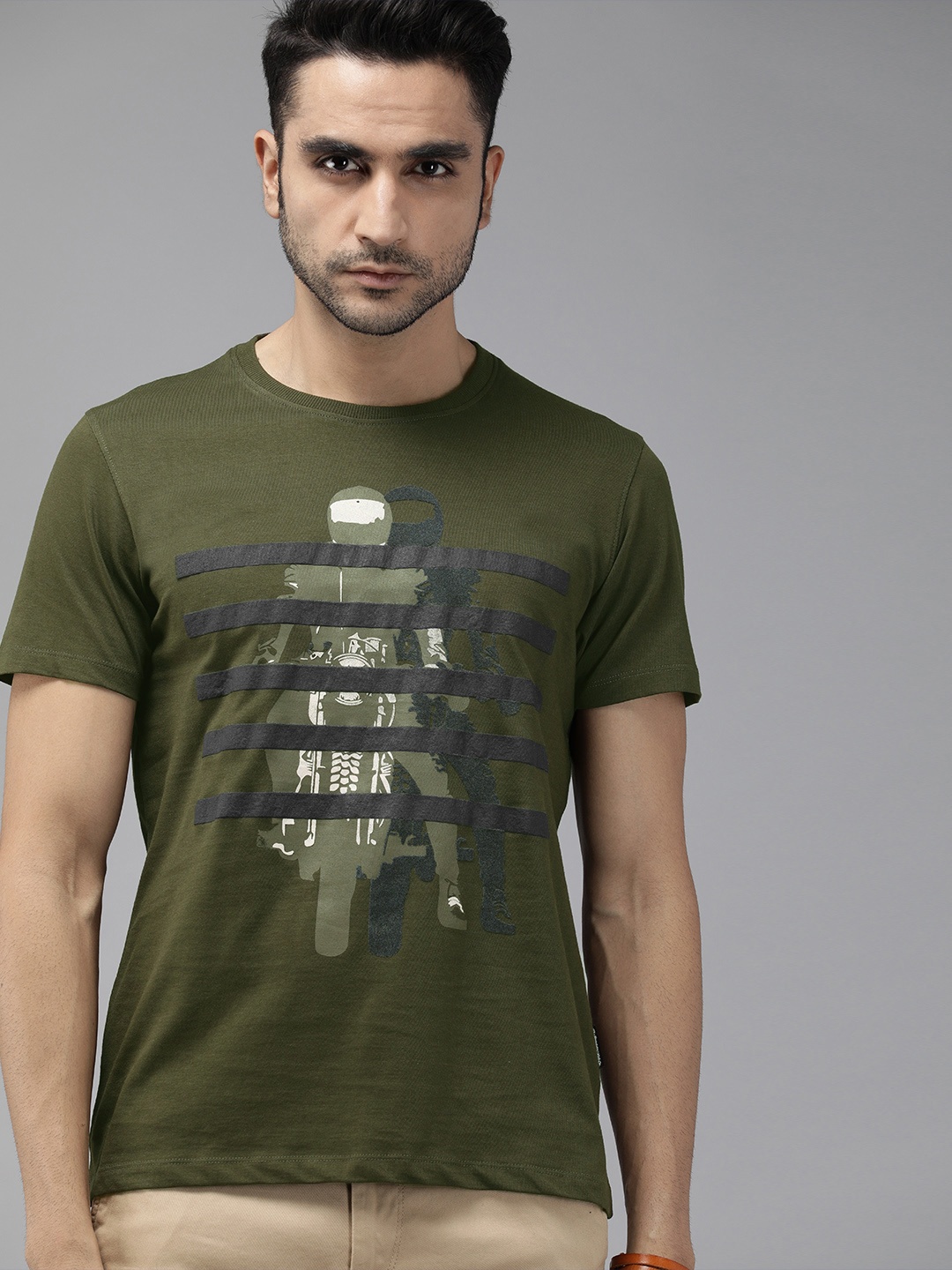 

The Roadster Lifestyle Co Men Olive Green Printed Round Neck Pure Cotton T-shirt